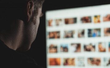 «Δεν είναι ντροπή, είναι έγκλημα» – Εκδήλωση από την ΠΟΑΣΥ για το revenge porn