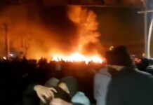 Ιράν: Ανοιχτό το ενδεχόμενο στρατιωτικής επέμβασης των ΗΠΑ – Συνεχίζονται οι αντικυβερνητικές διαδηλώσεις