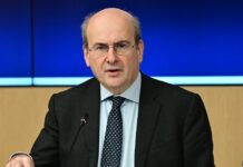 Κωστής Χατζηδάκης: «Φτιάχνουμε ένα κράτος πιο φιλικό στον πολίτη» – Τι είπε για τα αντιπλημμυρικά έργα στην Αττική