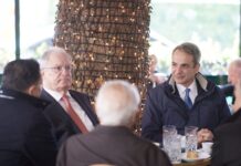 Ο Κυριάκος Μητσοτάκης αποκάλυψε ότι ο γιος του Κωνσταντίνος έκανε πρόταση γάμου στη Μαρία Σάκκαρη