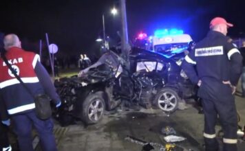 Πάτρα: Τροχαίο δυστύχημα με δύο νεκρούς – «Καρφώθηκαν» σε φανάρι