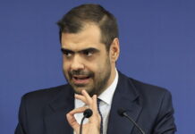 Παύλος Μαρινάκης για κόμμα Καρυστιανού: Το «ας τους δοκιμάσουμε κι αυτούς» κόστισε στη χώρα 120 δισ. ευρώ