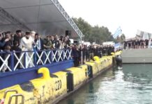 Θεοφάνεια: Ο καθαγιασμός των υδάτων στον Πειραιά