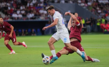 Παναιτωλικός: Προχωράει για Πόλιτιτς, «παίζει» και του Ρόσα