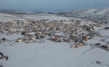 Πρωτοχρονιάτικες αποδράσεις στα χιόνια και ρεβεγιόν σε γεμάτα ξενοδοχεία και ταβέρνες