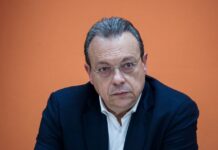 Σωκράτης Φάμελλος για Μαρία Καρυστιανού: Απαράδεκτη και σκοταδιστική η θέση για τις αμβλώσεις – Μόνο στην τραμπική ιδεολογία παρόμοιες τοποθετήσεις