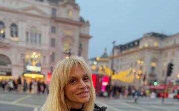 Ελεωνόρα Ζουγανέλη: Οι αδημοσίευτες φωτογραφίες από το ταξίδι της στο Λονδίνο και το ιδιαίτερο μήνυμα