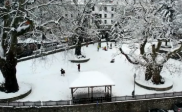 Κακοκαιρία: Στα λευκά «ντύθηκαν» πολλές περιοχές της χώρας – Πολικές θερμοκρασίες και θυελλώδεις άνεμοι