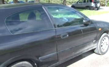 Ελευσίνα: Παρέσυρε με την πόρτα του αυτοκίνητου την μητέρα της και την σκότωσε