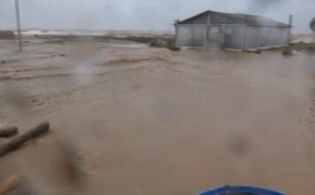 Ισχυρές βροχές, καταιγίδες & πλημμύρες σε πολλές περιοχές της χώρας – Πώς θα εξελιχθεί το φαινόμενο