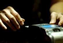 Κύκλωμα απατεώνων υποσχόταν δουλειά και αποσπούσε χρήματα από τα θύματα