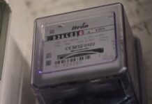 Μεταξουργείο: Στο σκοτάδι άφησε μια ολόκληρη πολυκατοικία ο ΔΕΔΔΗΕ – Μία βδομάδα χωρίς ρεύμα