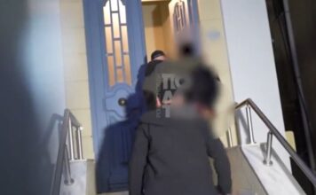 Προφυλακιστέος μετά την απολογία του ο φερόμενος ως διακινητής μεταναστών στο ναυάγιο της Χίου