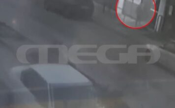 Πειραιάς: Ένοπλη ληστεία σε σούπερ μάρκετ – κουκουλοφόρος άρπαξε από τα ταμεία άγνωστο ποσό