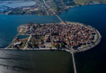 Αιτωλικό: Η «μικρή Βενετία» της Ελλάδας με τα πέτρινα τοξωτά γεφύρια και τη μεγάλη ναυτική ιστορία!