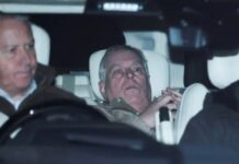 Ελεύθερος αφέθηκε ο έκπτωτος πρίγκιπας Άντριου – Αναταραχή βρετανική βασιλική οικογένεια μετά τη σύλληψή του