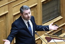 «Μπελάδες» στο ΠΑΣΟΚ φέρνουν οι τελευταίες δημοσκοπήσεις: Η Καρυστιανού, ο Τσίπρας και η επάνοδος της Κασιμάτη