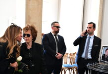 Άννα Ψαρούδα – Μπενάκη: Στο Α’ Νεκροταφείο η κηδεία της πρώτης γυναίκας προέδρου της Βουλής