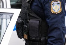 Ιωάννινα: Αστυνομικός δέχθηκε επίθεση από δράστη κατά τη διάρκεια σύλληψης – Τον δάγκωσε και του προκάλεσε σοβαρό τραύμα