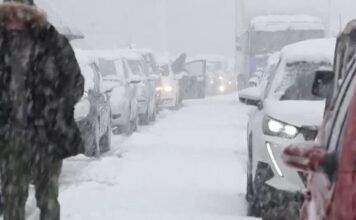 «Δεν θα το ξεχάσω ποτέ» – Η συγκλονιστική μαρτυρία στο MEGA της εγκύου που εγκλωβίστηκε στην Αττική Οδό το 2022 λόγω του χιονιά