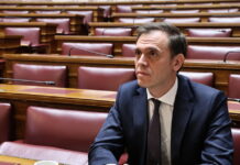 Δημήτρης Μάντζος για Συνταγματική αναθεώρηση: Δεν δίνουμε 180 ψήφους στην προτείνουσα Βουλή – Η θέση του ΠΑΣΟΚ για το άρθρο 16