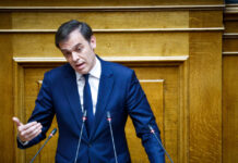 Κόντρα Μάντζου και Λαζαρίδη με φόντο το σκάνδαλο του ΟΠΕΚΑ: «Ποιος κυβερνά τον τόπο τα τελευταία επτά χρόνια;»