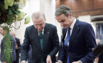 Ο Κυριάκος Μητσοτάκης τηλεφώνησε στον Ρετζέπ Ταγίπ Ερντογάν για τα γενέθλιά του