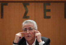 Γιάννης Παναγόπουλος: Το ΠΑΣΟΚ ζητά να παραιτηθεί από την ηγεσία της ΓΣΕΕ