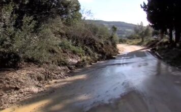 Καταστροφές, πλημμύρες & θυελλώδεις άνεμοι από την κακοκαιρία που σαρώνει τη χώρα