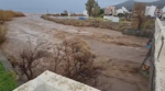 Ισχυρές βροχές και θυελλώδεις άνεμοι «σαρώνουν» τη χώρα – Σε «συναγερμό» η Αττική