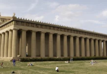 Ο Παρθενώνας… στο Τενεσί: Η άγνωστη ιστορία του μνημείου που είναι ακριβές αντίγραφο του αυθεντικού