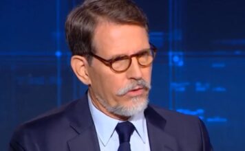 Αποκαλύψεις και απαντήσεις από τον Παύλο Ντε Γκρες – Η μοναρχία, η πολιτική και η ζωή στην Ελλάδα