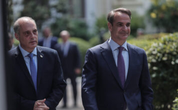 Κυριάκος Βελόπουλος: «Αντίπαλός μου είναι ο Κυριάκος Μητσοτάκης και όχι η Μαρία Καρυστιανού»