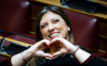 Δημήτρης Μαρκόπουλος κατά Ζωής Κωνσταντοπούλου στη Βουλή: Το μπάχαλο στην Ελλάδα βρήκε την αρχηγό του