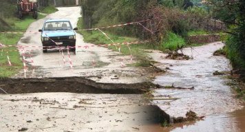 Καιρός: Προβλήματα & πλημμύρες από την κακοκαιρία που σαρώνει τη χώρα