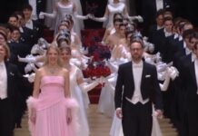 Ετήσιος χορός της Όπερας της Βιέννης – Οι εντυπωσιακές εικόνες και η συγκίνηση της Σάρον Στόοουν