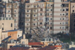Το Ιράν συνεχίζει να χτυπά αμερικανικούς στόχους στη Μέση Ανατολή