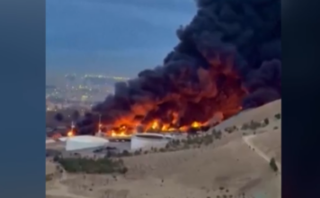 Μέση Ανατολή: Νέα ιρανικά χτυπήματα σε διυλιστήρια στο Κουβέιτ – Μειώθηκε η πετρελαϊκή παραγωγή στον Περσικό Κόλπο