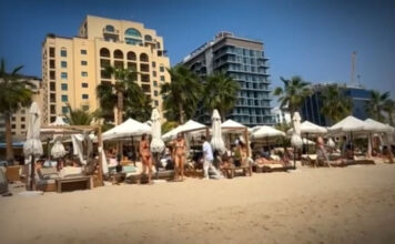 Ντουμπάι: Έλληνες και ξένοι influencers ανεβάζουν φωτογραφίες & βίντεο από την ζωή στα Εμιράτα – Συνεχίζονται τα πάρτι