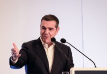 Ο Αλέξης Τσίπρας παρουσιάζει το βιβλίο του «Ιθάκη» στην Αλεξανδρούπολη