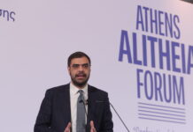 Παύλος Μαρινάκης: «Έχει έρθει η ώρα να ανοίξει η συζήτηση για να καταργηθεί η ανωνυμία στο διαδίκτυο, να βγάλουμε δηλαδή τις κουκούλες»