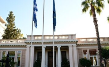 Σε κόκκινο συναγερμό η Αθήνα για τη Μέση Ανατολή: Το σχέδιο για την ασφάλεια Ελλήνων υπηκόων και οι επιπτώσεις του πολέμου