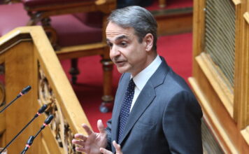 Μήνυμα Μητσοτάκη για εθνική γραμμή εν μέσω πολέμου: Τα «πυρά» προς τον Σαμαρά και τα κόμματα δεξιότερα της ΝΔ