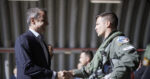 Κυριάκος Μητσοτάκης: Ο πρωθυπουργός συνάντησε τους πιλότους των ελληνικών F-16 στην Κύπρο