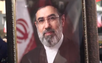 Μοτζταμπά Χαμενεΐ: Ο τραυματισμός του σκληροπυρηνικού κληρικού, η δυσαρέσκεια Τραμπ και τα συγχαρητήρια του Πούτιν