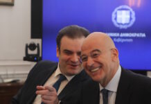 Δημοσκόπηση Alco: Δένδιας και Πιερρακάκης οι δημοφιλέστεροι υπουργοί – Συγκάλυψη βλέπουν οι πολίτες στα Τέμπη