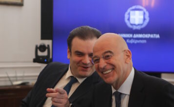 Δημοσκόπηση Alco: Δένδιας και Πιερρακάκης οι δημοφιλέστεροι υπουργοί – Συγκάλυψη βλέπουν οι πολίτες στα Τέμπη