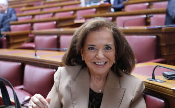 Ντόρα Μπακογιάννη για Κύπρο: Η Ελλάδα κινήθηκε αμυντικά, έβαλε ασπίδα θωράκισης και ξύπνησε την Ευρώπη