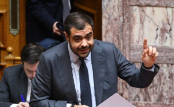Μαρινάκης κατά Ανδρουλάκη για τη φορολόγηση των τραπεζών: Πρόταση στη λογική των «εύκολων λύσεων»