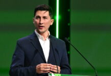 Συνέδριο ΠΑΣΟΚ: Οι αναφορές στη Γεννηματά, το μήνυμα Χρηστίδη για τον Νότιο Τομέα, τα μέιλ των «κορυφαίων» και η μικρή πλημμύρα